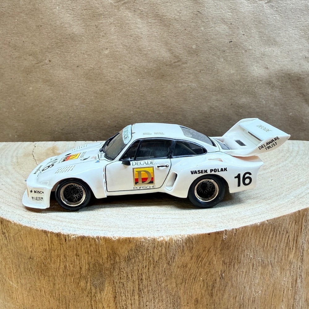 Record Porsche 935 Turbo 1/43 Resin Model Made in France Lunger Follmer 16 White